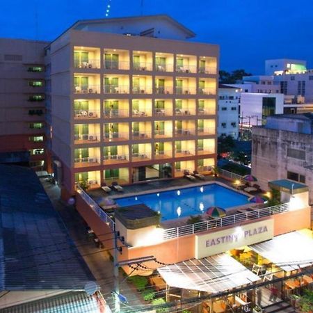 Eastiny Plaza Hotel Pattaya Bagian luar foto